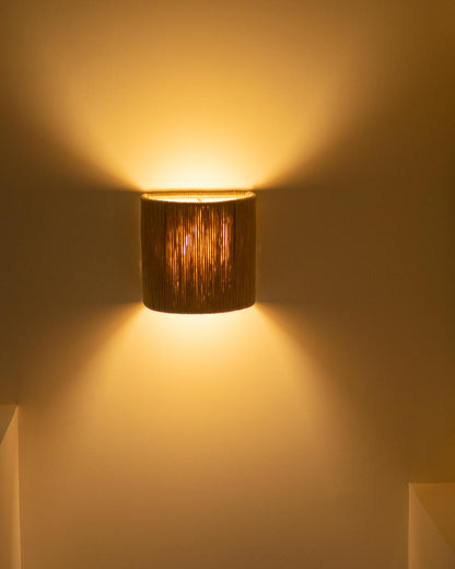 Beige rope wall light